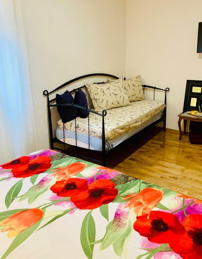 Double A Split Apartment Екстериор снимка