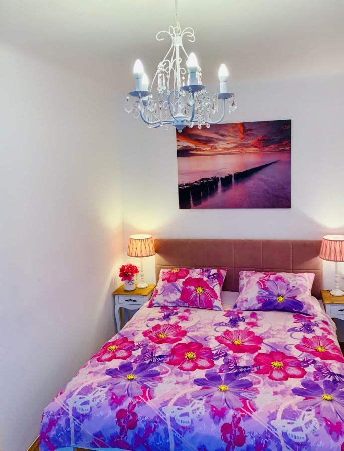 Double A Split Apartment Екстериор снимка